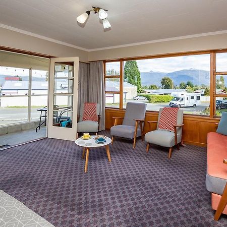 Grand View - Te Anau Holiday Home ภายนอก รูปภาพ