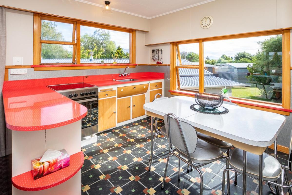Grand View - Te Anau Holiday Home ภายนอก รูปภาพ