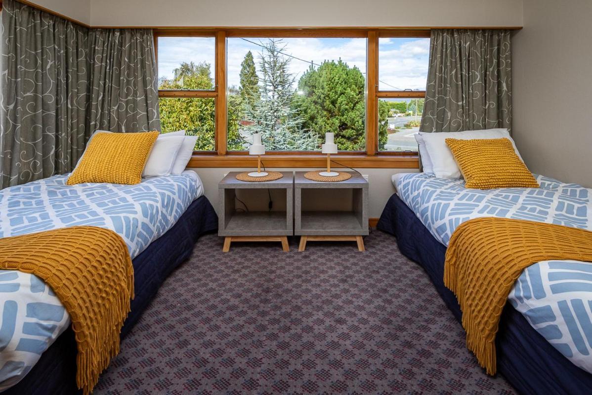 Grand View - Te Anau Holiday Home ภายนอก รูปภาพ